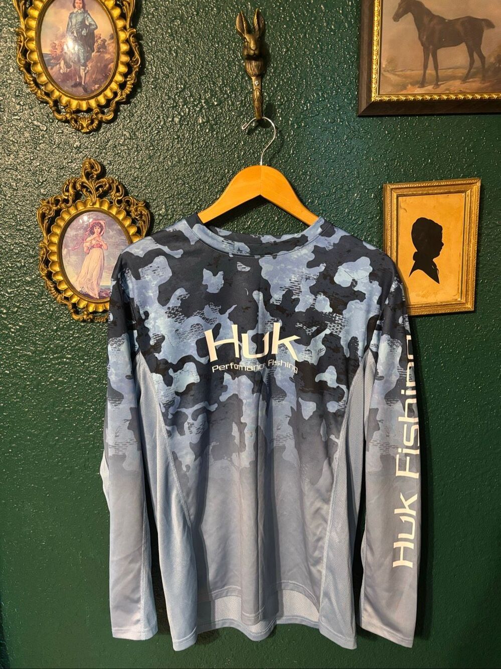 Huk Fishing Shirt Mens L Blue Long Sleeve Pursuit Performance Outdoor Gorpcore